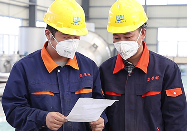 蒸发器生产车间专人负责每一个环节 蒸发器生产车间专人负责每一个环节