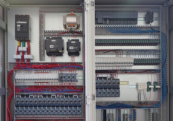 三效蒸发器自控系统 三效蒸发器自控系统